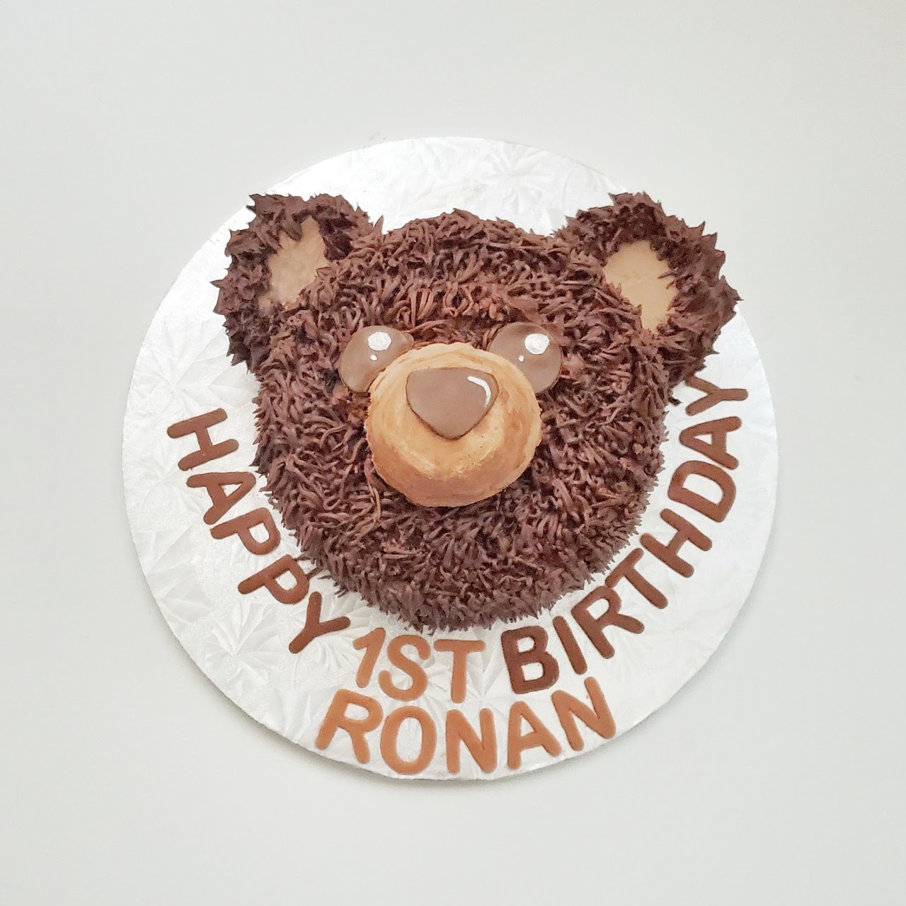 Brown bear birthday cake · Teddy bear cake