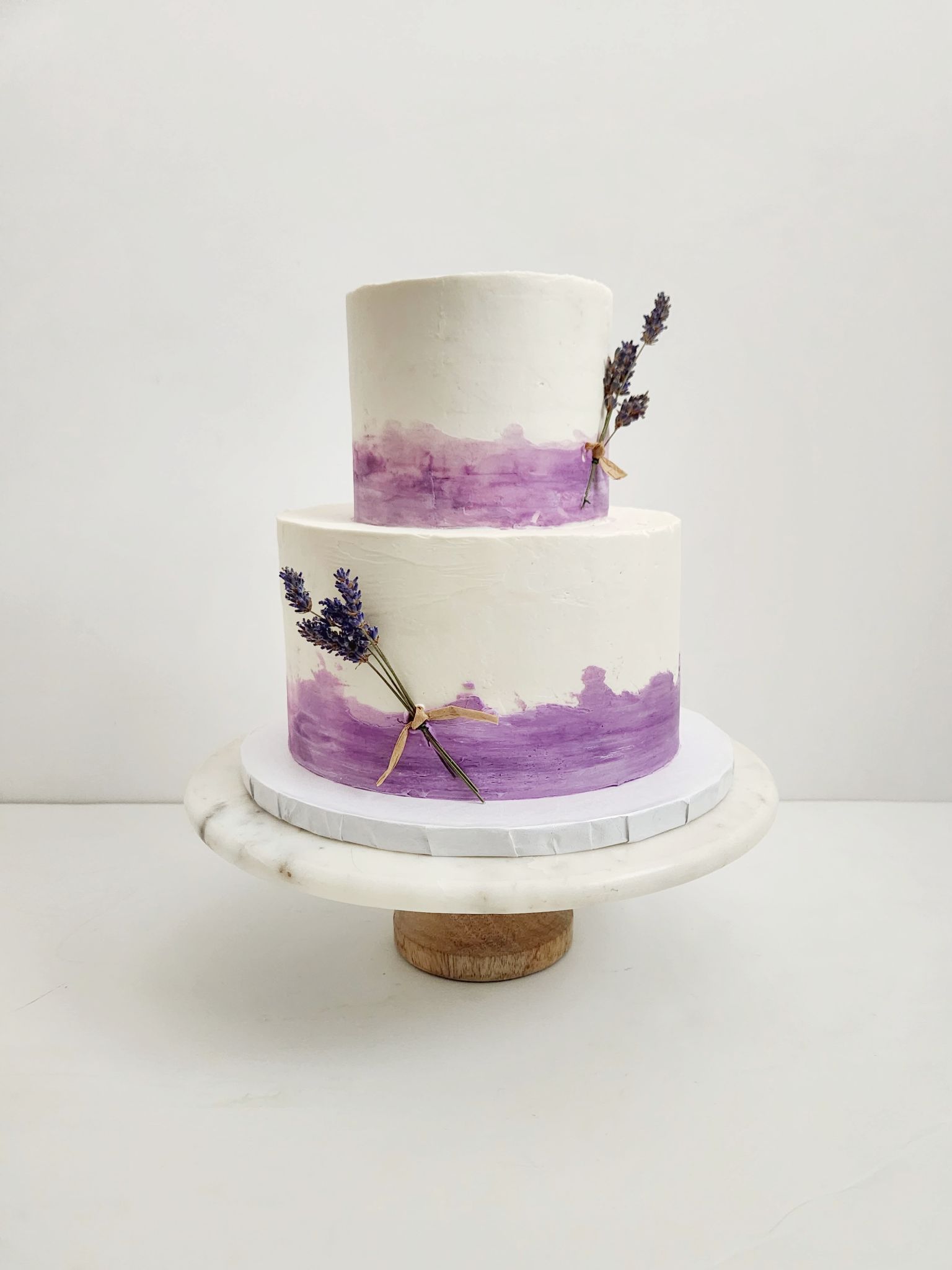Lavender waterolour wedding cake · Lavender waterolour wedding cake